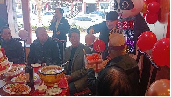 卢氏面馆努力打造特色宴会服务