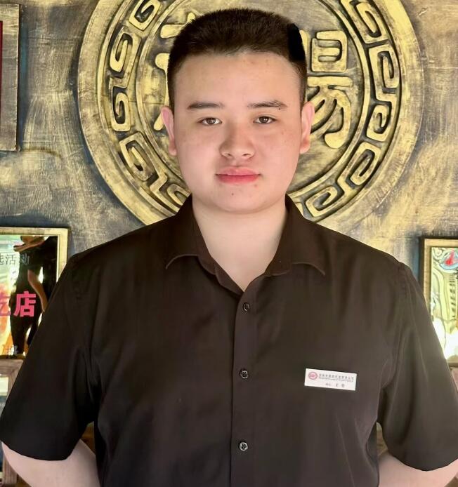 以热情服务 迎国庆高峰