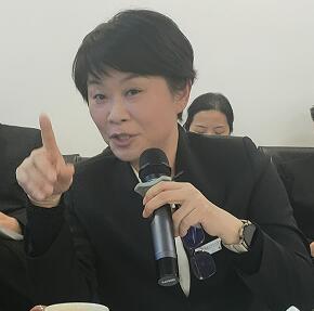 三个质量抓品质   三个自信促推广