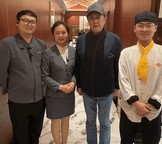 老雒阳水席接待影视明星——唐国强老师