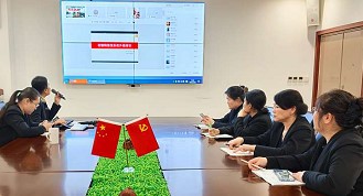公司财务部召开收银系统培训会议