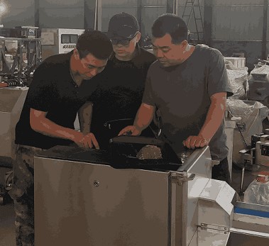 张治飞率队赴外地开展考察调研