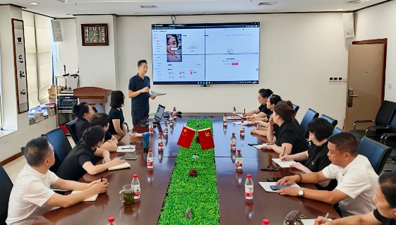 深耕线上运营 赋能门店新增长